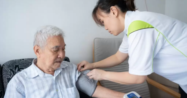 Dementia Day Care in Singapore: Providing Compassionate Care for Seniors